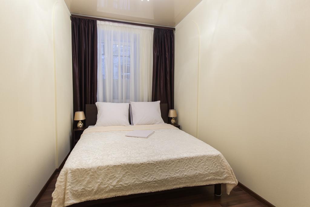 Hotel Cristal Odessa Zimmer foto