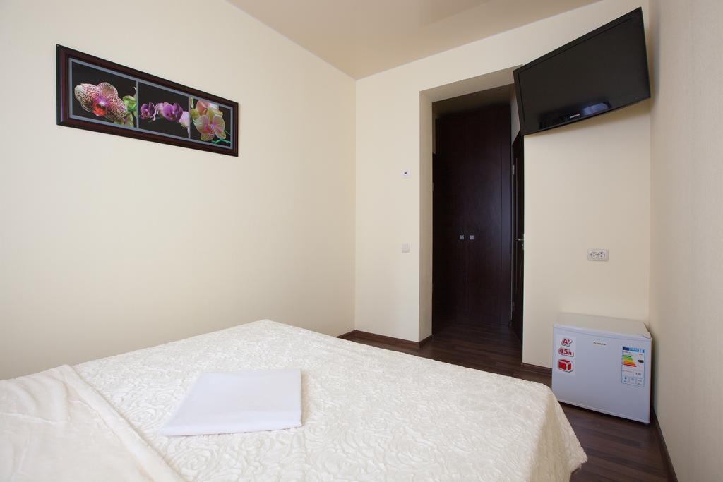 Hotel Cristal Odessa Zimmer foto