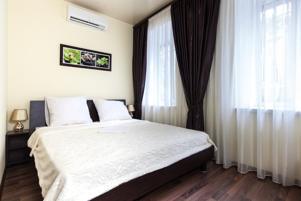 Hotel Cristal Odessa Zimmer foto